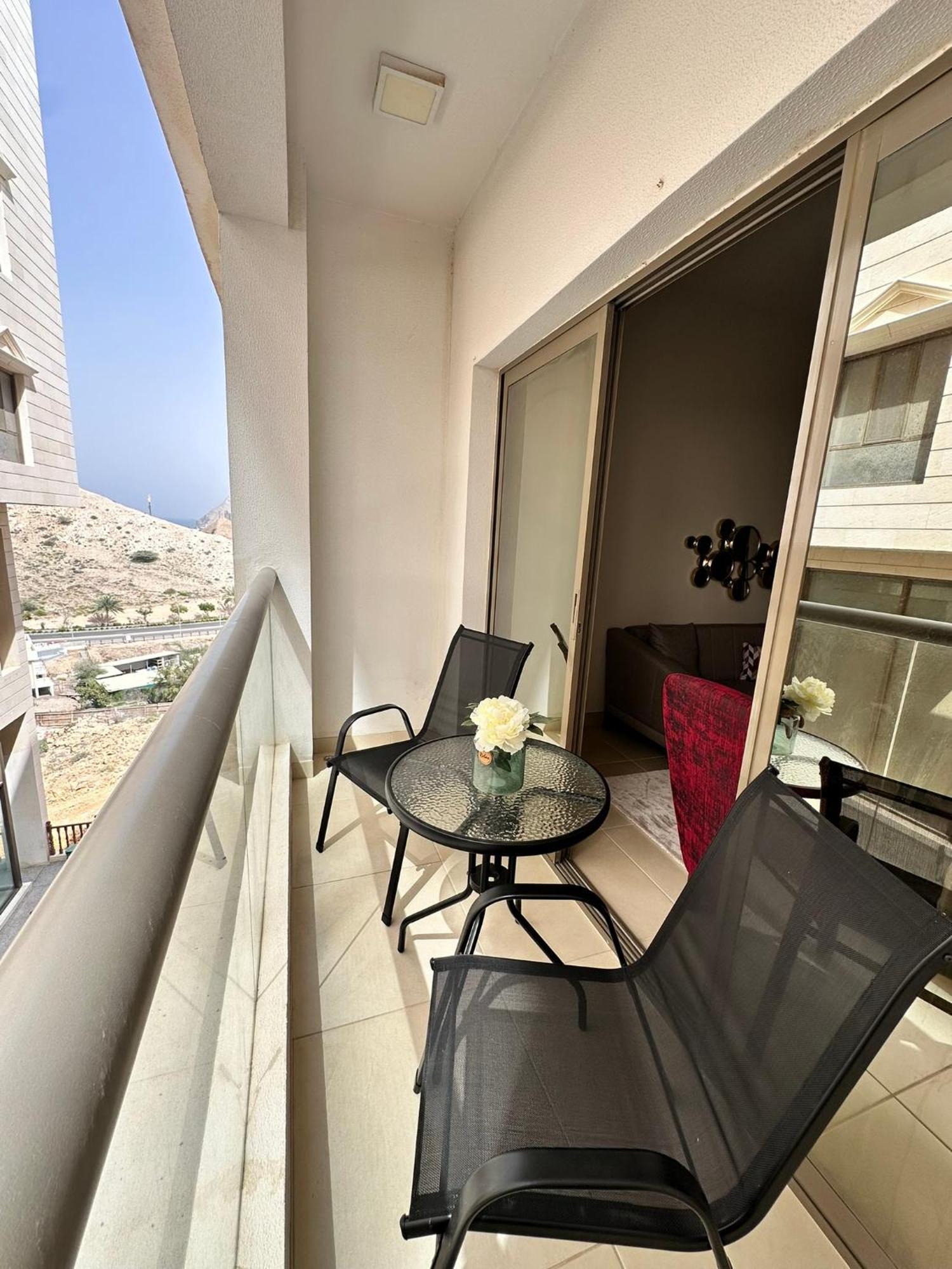 Gem - 1 Bedroom, 3 Beds * Mascate