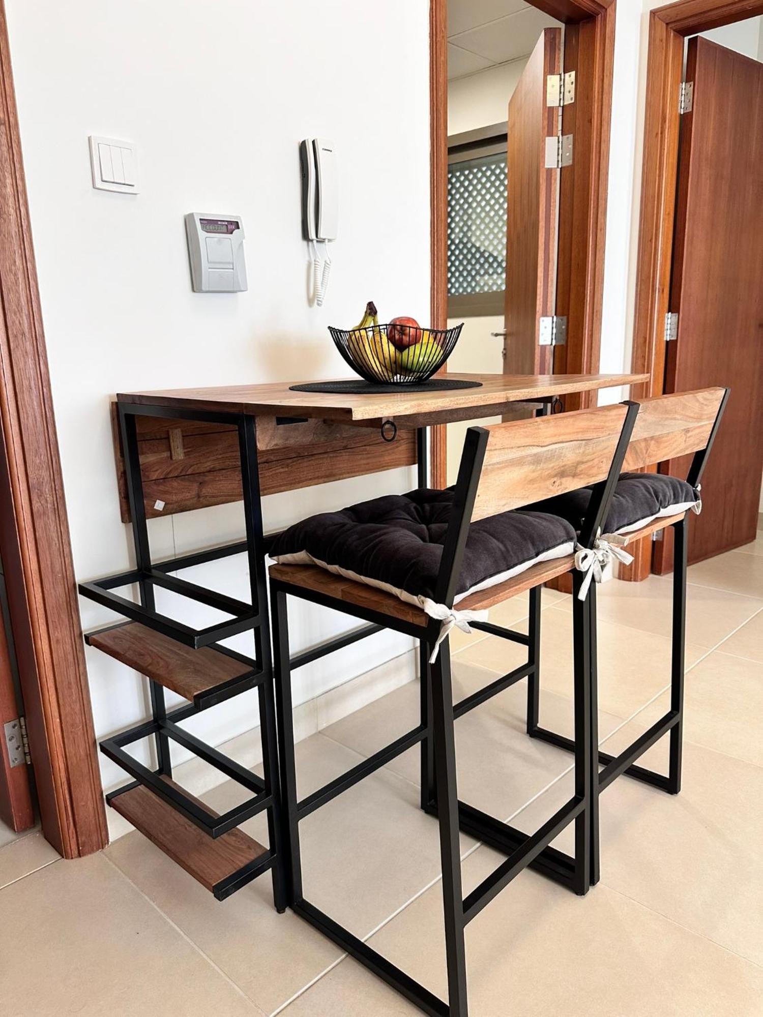 Gem - 1 Bedroom, 3 Beds *
